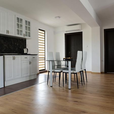 Hotel Active Apartments تارغوفيشته المظهر الخارجي الصورة