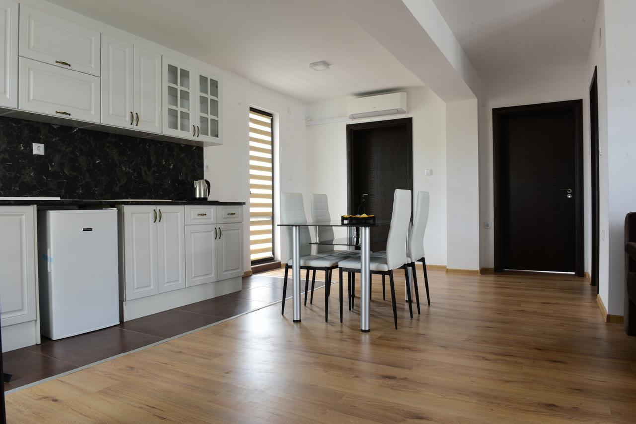 Hotel Active Apartments تارغوفيشته المظهر الخارجي الصورة