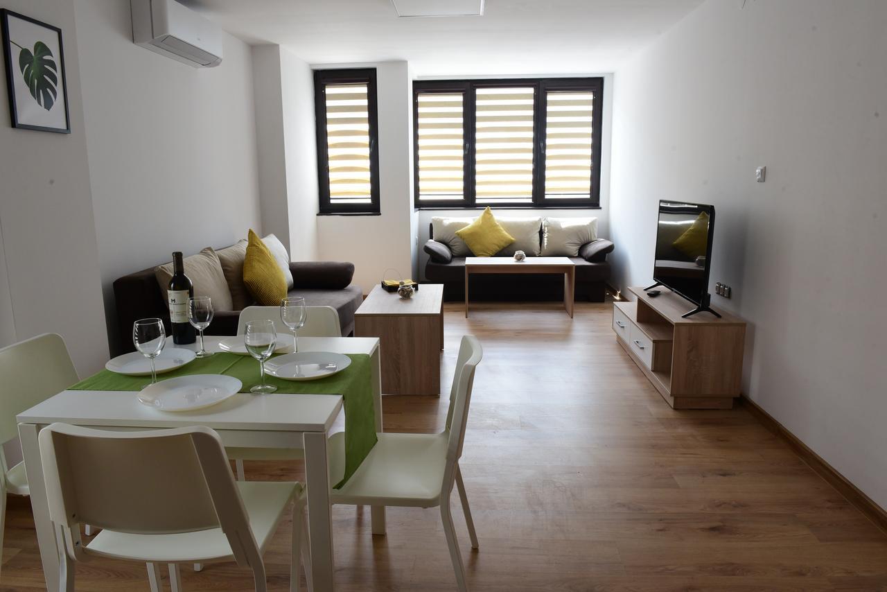 Hotel Active Apartments تارغوفيشته المظهر الخارجي الصورة